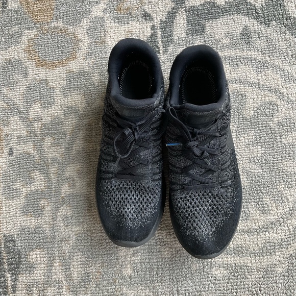 Nike LunarEpic Low Flyknit 2 Shoes - Picture 5 of 7